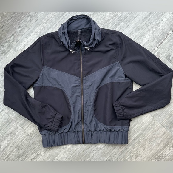 90 Degrees by Reflex Black and Gray Women’s Windbreaker Jacket  (medium) - Picture 4 of 12